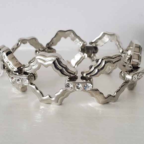 Signed Lia Sophia Silver-tone and Clear Rhinestone Link Bracelet - Picture 2 of 10